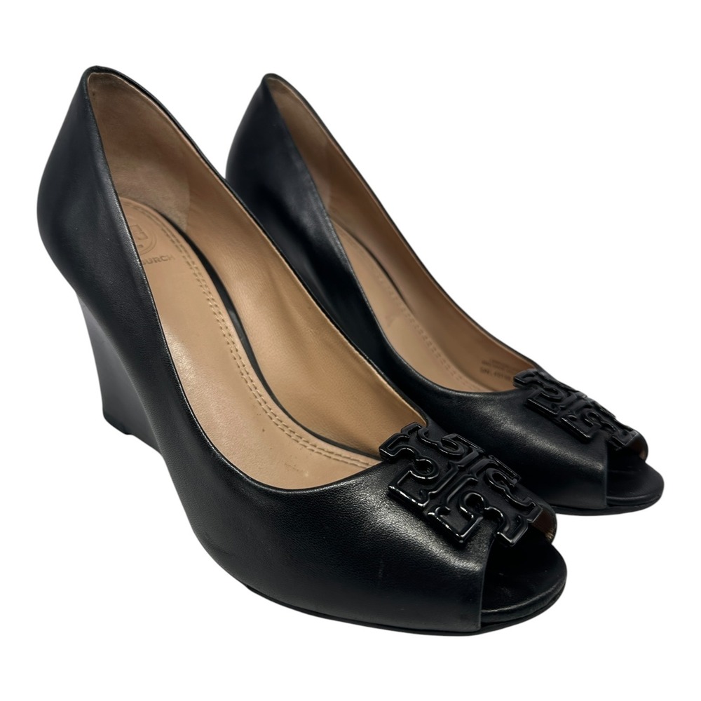 Tory Burch Lowell Black Leather Peep Toe Wedge Pumps Logo Medallion 7M